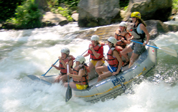 summer camp adventure rafting